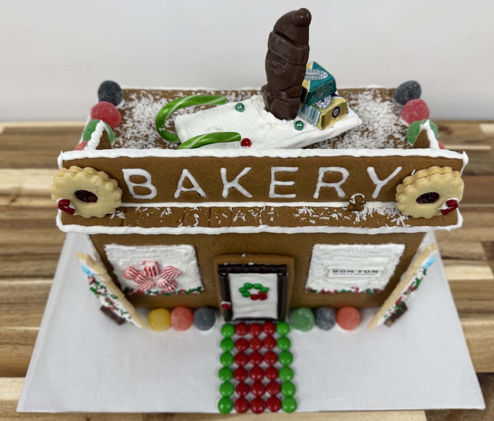Gingerbread Bakery - DIY Kit - Image 4