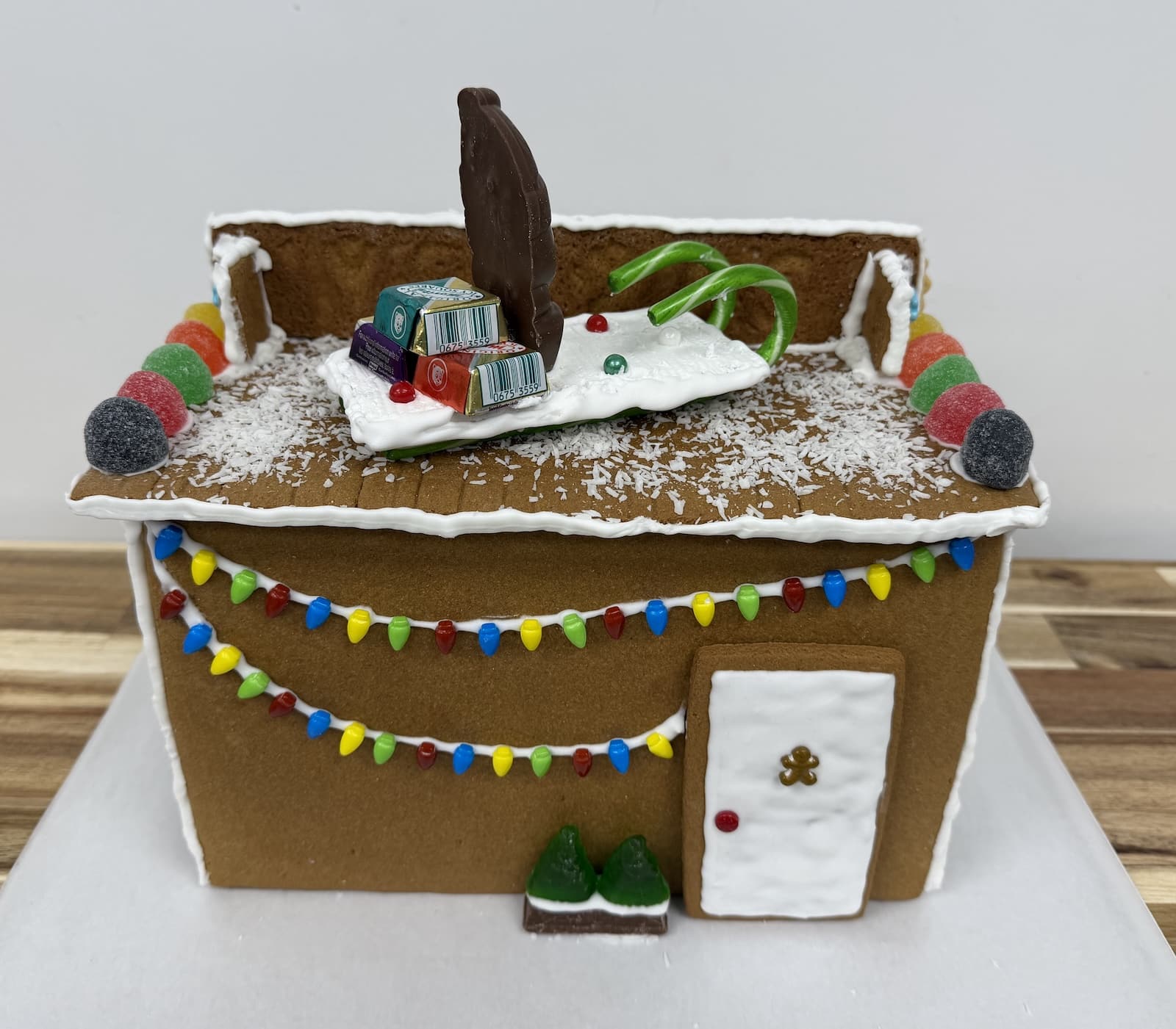 Gingerbread Bakery - DIY Kit - Image 6