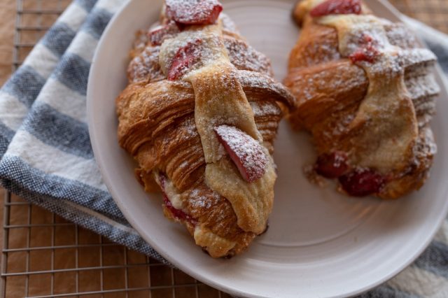 We're celebrating National Croissant Day early this week! Available for one day only, the Strawberry Rhubarb Amandine and the Mango Mascarpone Filled Croissant are masterpieces you won't want to miss out on! Order today and pick up on Saturday (Jan 28).