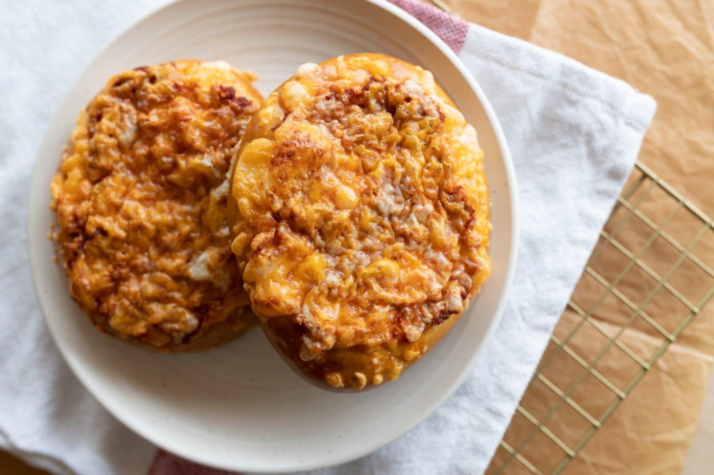 Sundried Tomato Pesto Pizza Pretzel - Image 4