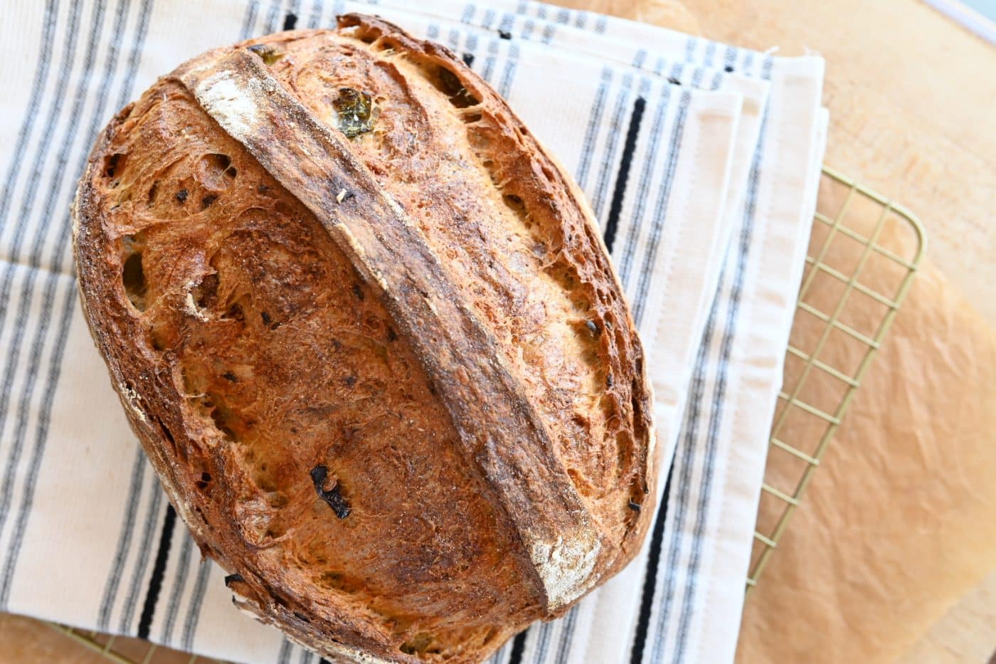 Jalapeño & Cheddar Sourdough - Image 2