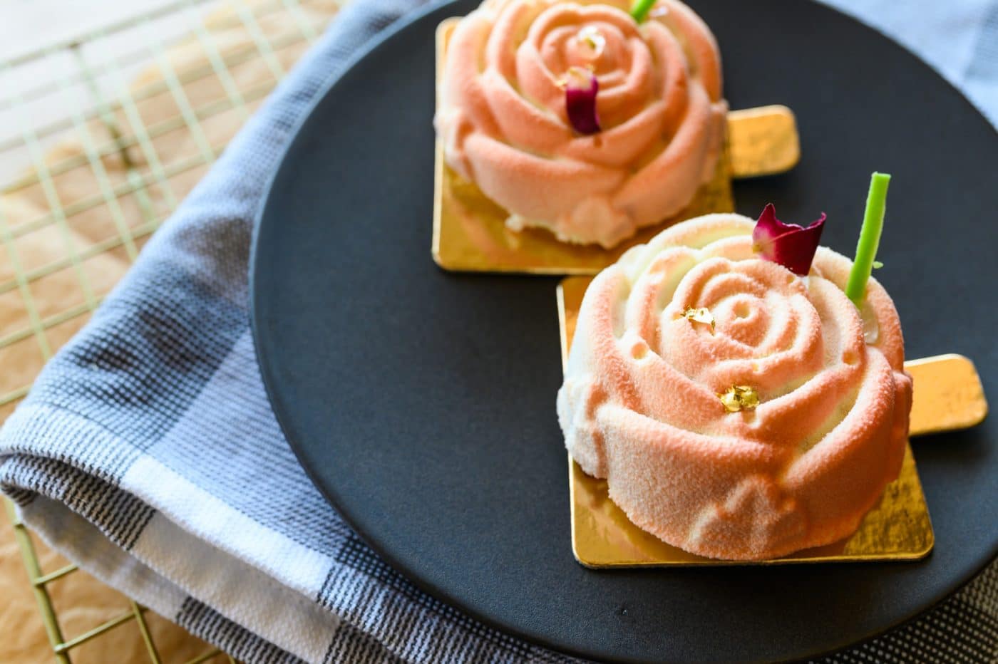 Strawberry Rose Cheesecake - Image 2