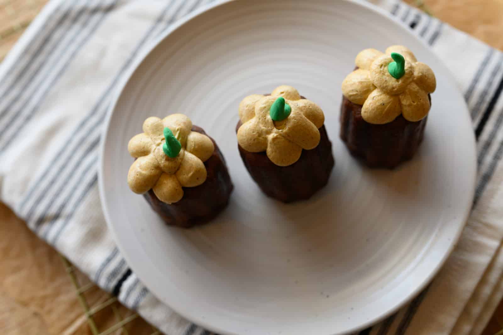 Pumpkin Spice Canelé de Bordeaux - Image 2