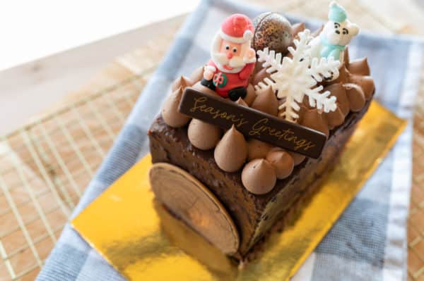 Mocha Yule Log Cake
